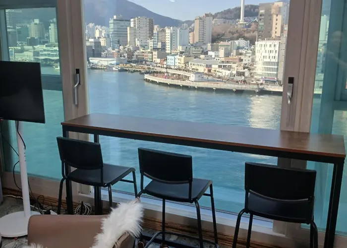 Apartment 부산남포 프론트오션뷰
